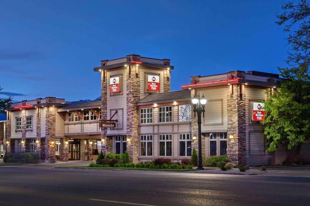 Best Western Plus Weston Inn Logan Exterior photo